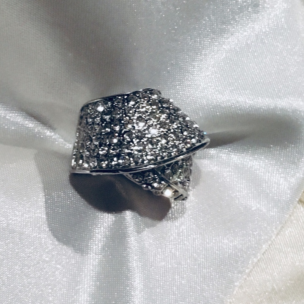 Express Knot Statement Sparkle Ring - image 4